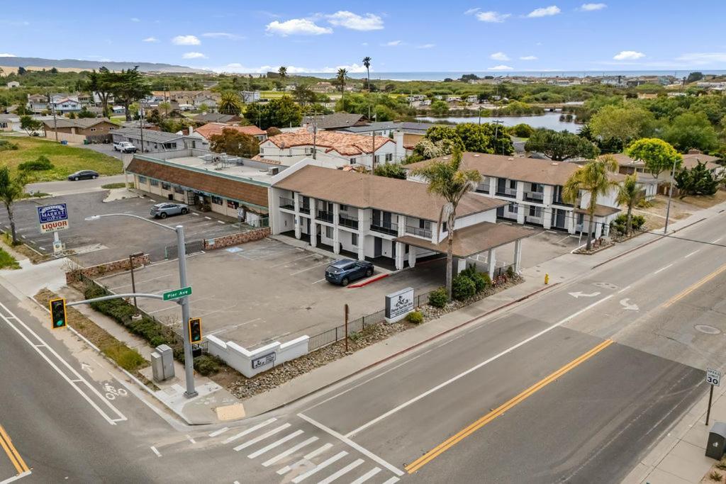Dune Surfer Inn Oceano Extérieur photo